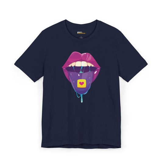 Navy t-shirt with a vibrant lips graphic, ideal for festival-goers and rave trip lovers.